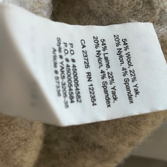 Community from Aritizia size XS wool blend turtle neck - Picture 15 of 15